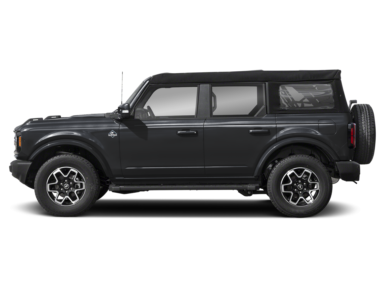 2025 Ford Bronco Outer Banks photo 3