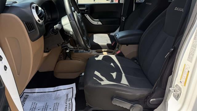 2016 Jeep Wrangler Unlimited Sahara