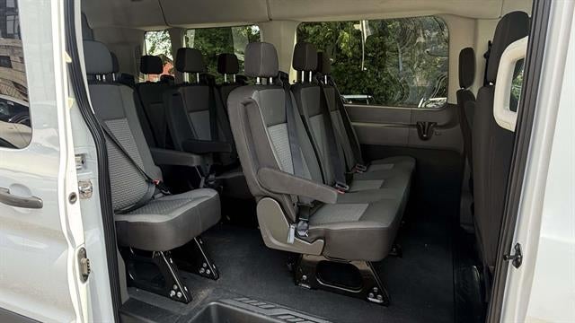 2025 Ford Transit Passenger Wagon 350 XLT