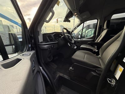 2024 Ford Transit Passenger Wagon 350 XLT