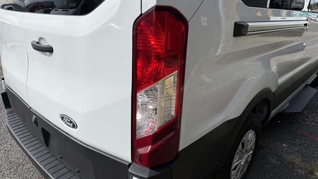 2026 Ford Transit Passenger Wagon 350 XL