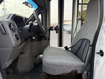 2016 Ford Econoline Commercial Cutaway E-450 SD