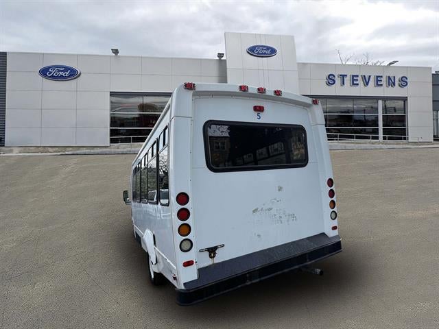 2016 Ford Econoline Commercial Cutaway E-450 SD