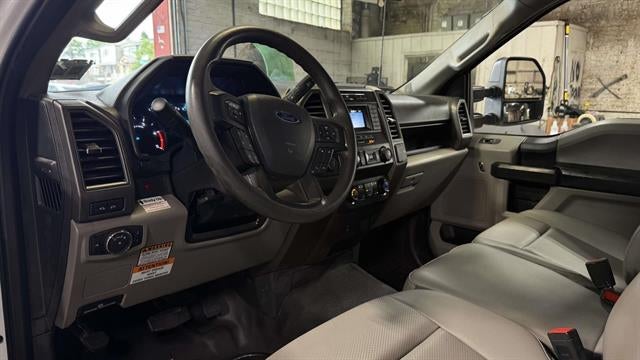 2022 Ford Super Duty F-600 DRW 4X4 2dr Regular Cab 145.3-205.3 in. WB