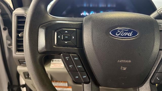 2022 Ford Super Duty F-600 DRW 4X4 2dr Regular Cab 145.3-205.3 in. WB
