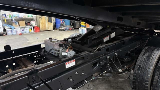 2022 Ford Super Duty F-600 DRW 4X4 2dr Regular Cab 145.3-205.3 in. WB