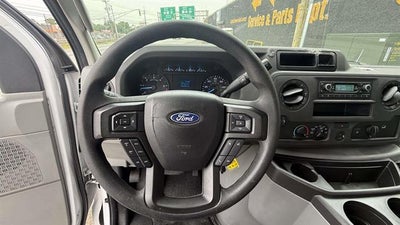 2022 Ford E-Series Cutaway E-350 SD