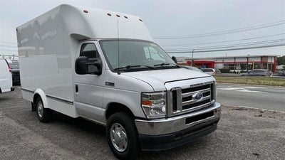 2022 Ford E-Series Cutaway E-350 SD