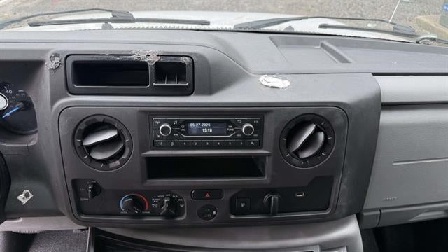 2022 Ford E-Series Cutaway E-350 SD