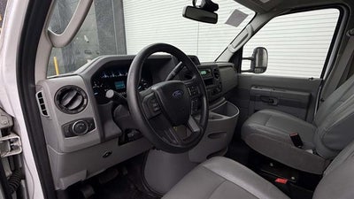 2022 Ford E-Series Cutaway E-350 SD