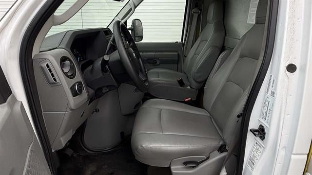 2022 Ford E-Series Cutaway E-350 SD