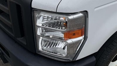 2022 Ford E-Series Cutaway E-350 SD