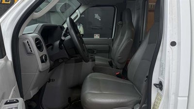 2024 Ford E-Series Cutaway E-450 SD