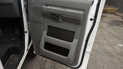 2024 Ford E-Series Cutaway E-450 SD