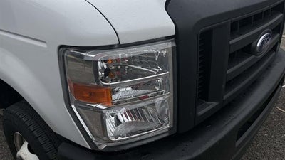 2024 Ford E-Series Cutaway E-450 SD