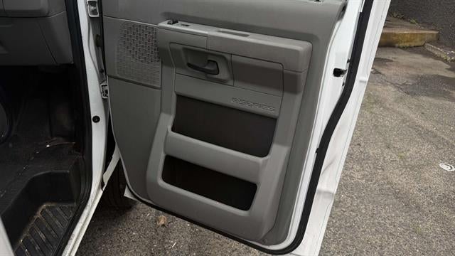 2024 Ford E-Series Cutaway E-450 SD