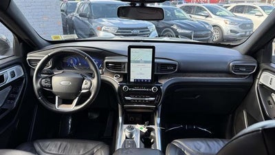 2022 Ford Explorer Platinum