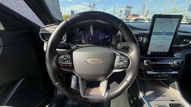 2022 Ford Explorer Platinum