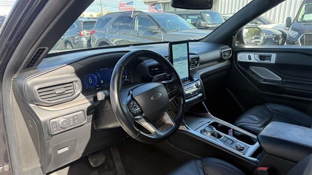 2022 Ford Explorer Platinum