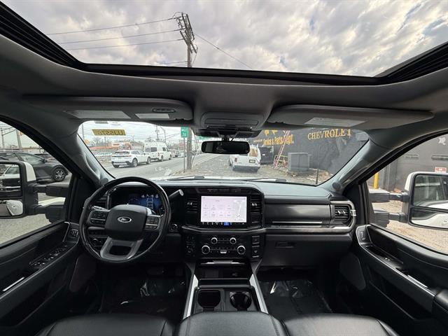 2023 Ford Super Duty F-250 SRW Lariat