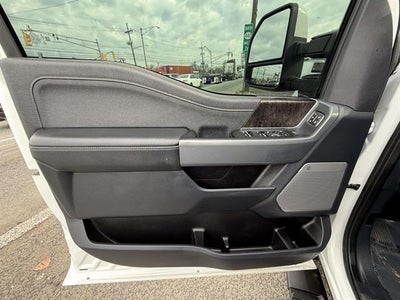 2023 Ford Super Duty F-250 SRW Lariat