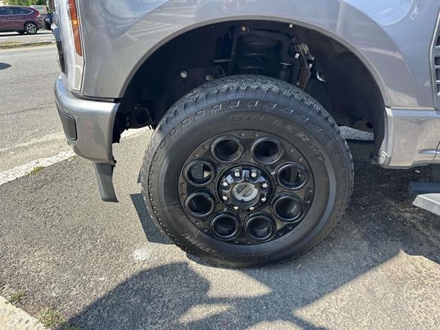 2024 Ford Super Duty F-350 SRW Lariat