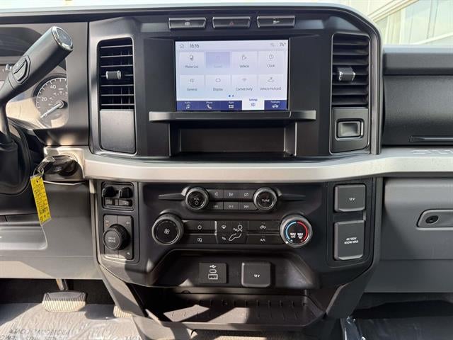 2024 Ford Super Duty F-350 DRW XLT