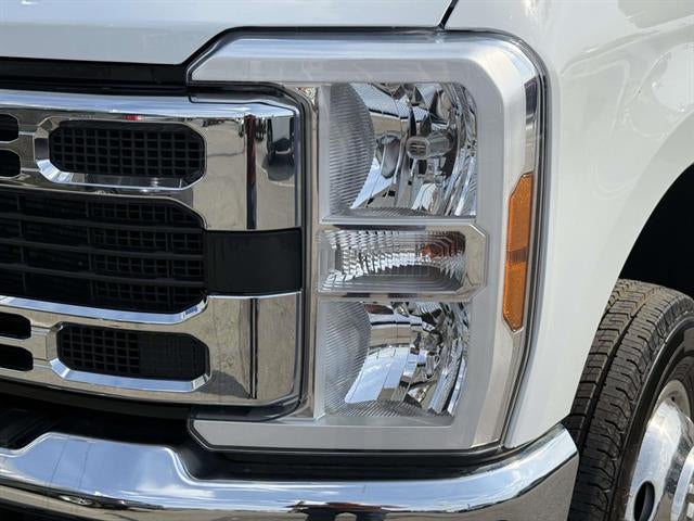2024 Ford Super Duty F-350 DRW XLT