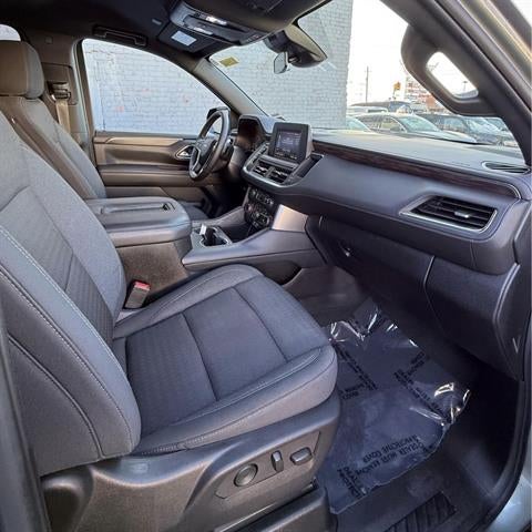 2023 Chevrolet Suburban LS