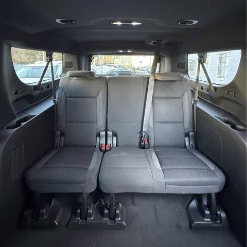 2023 Chevrolet Suburban LS