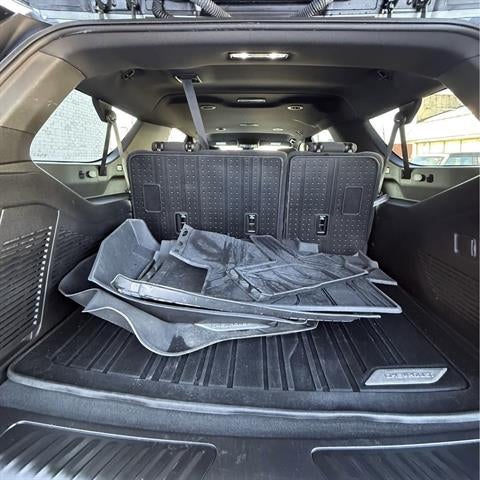 2023 Chevrolet Suburban LS