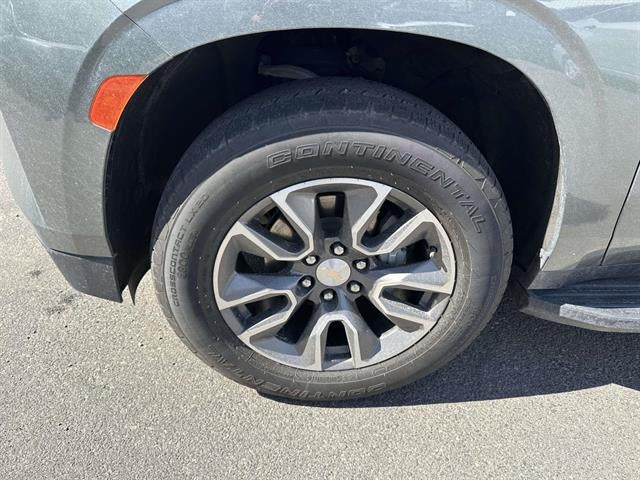 2023 Chevrolet Suburban LS