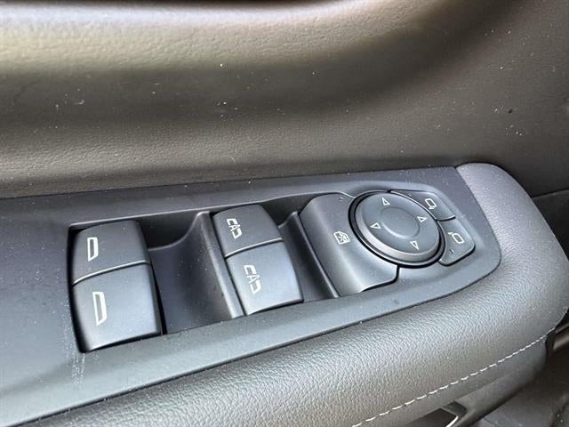 2023 Chevrolet Suburban LS