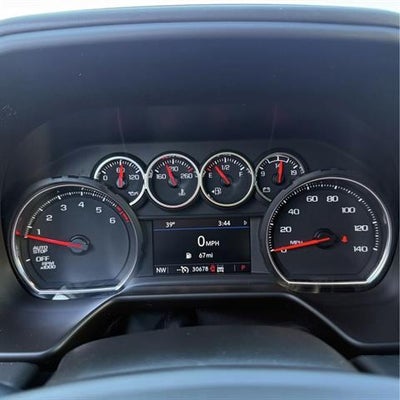 2023 Chevrolet Suburban LS