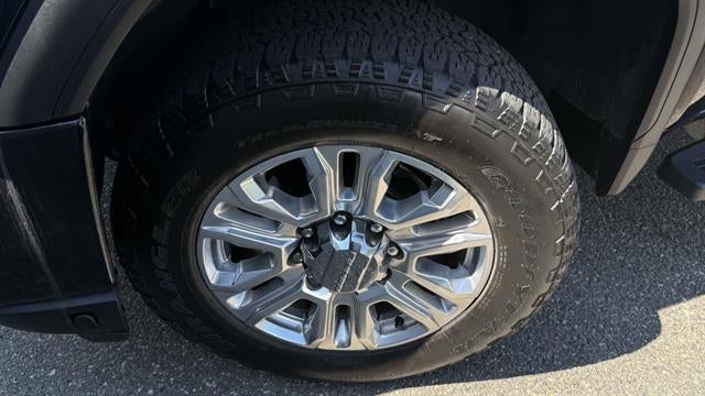 2023 GMC Sierra 2500HD Denali