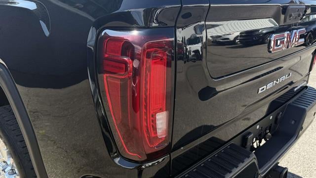 2023 GMC Sierra 2500HD Denali