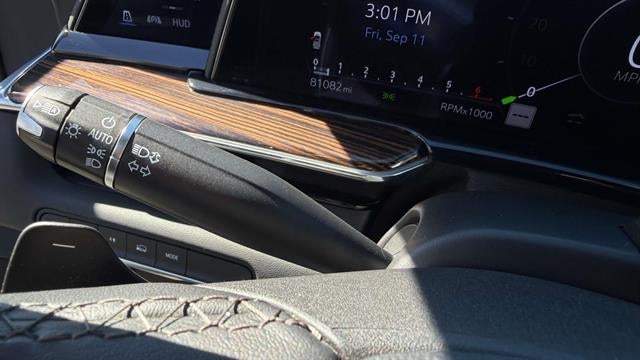 2024 Cadillac Escalade Premium Luxury