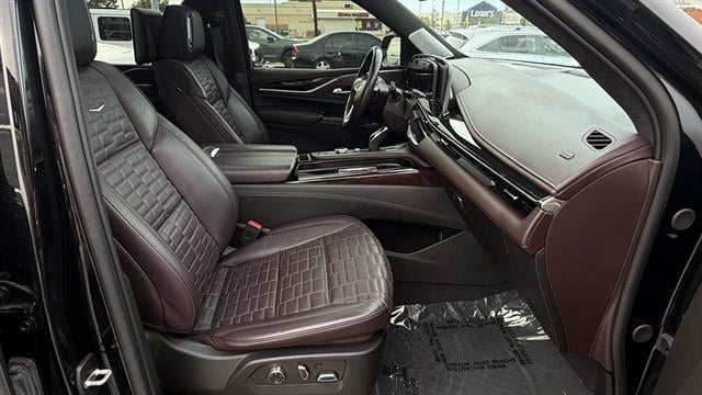 2024 Cadillac Escalade Sport Platinum