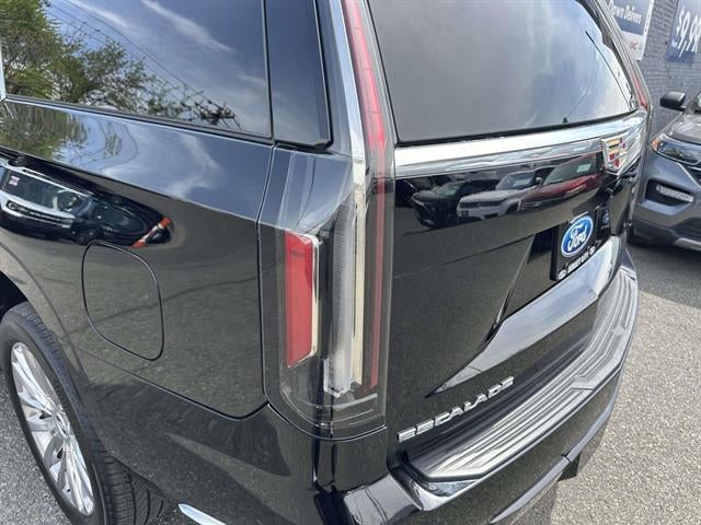 2023 Cadillac Escalade ESV Premium Luxury