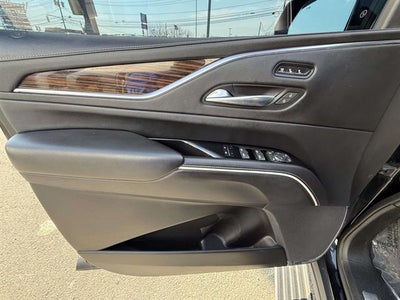 2022 Cadillac Escalade ESV Premium Luxury