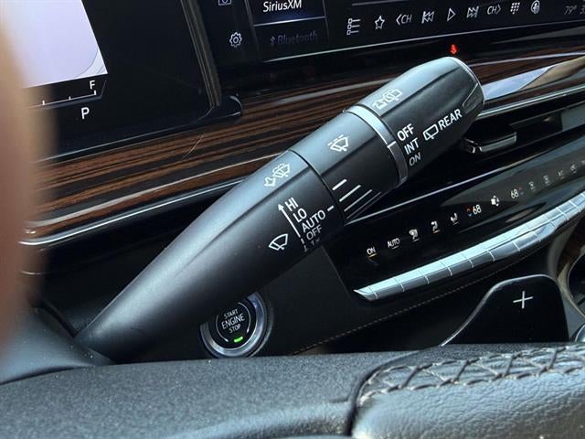 2022 Cadillac Escalade ESV Premium Luxury