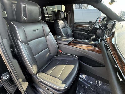 2022 Cadillac Escalade ESV Premium Luxury