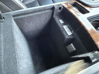 2022 Cadillac Escalade ESV Premium Luxury