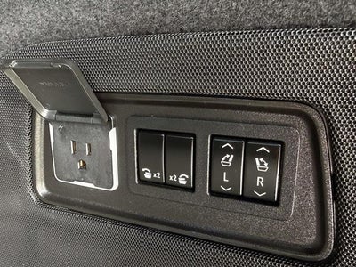 2022 Cadillac Escalade ESV Premium Luxury