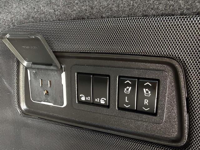 2022 Cadillac Escalade ESV Premium Luxury