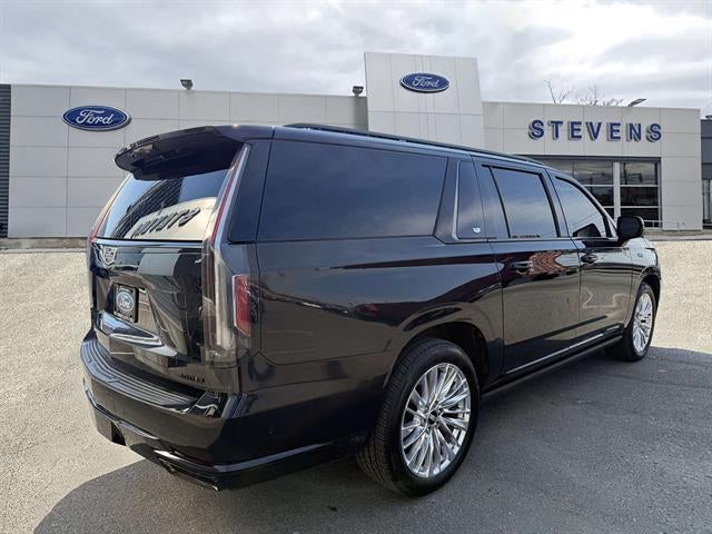 2022 Cadillac Escalade ESV Premium Luxury