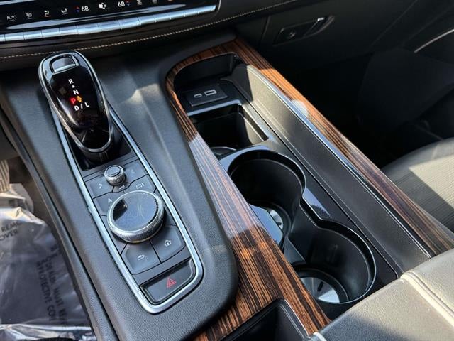 2022 Cadillac Escalade ESV Premium Luxury