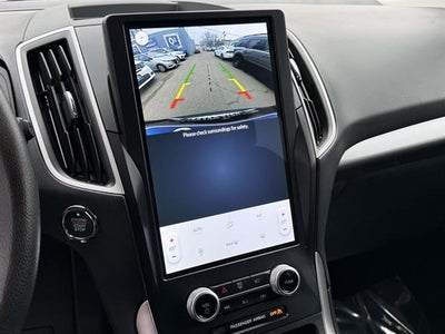 2022 Ford Edge SE