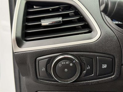 2022 Ford Edge SE