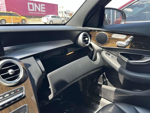 2019 Mercedes-Benz C 300 C 300 4MATIC®